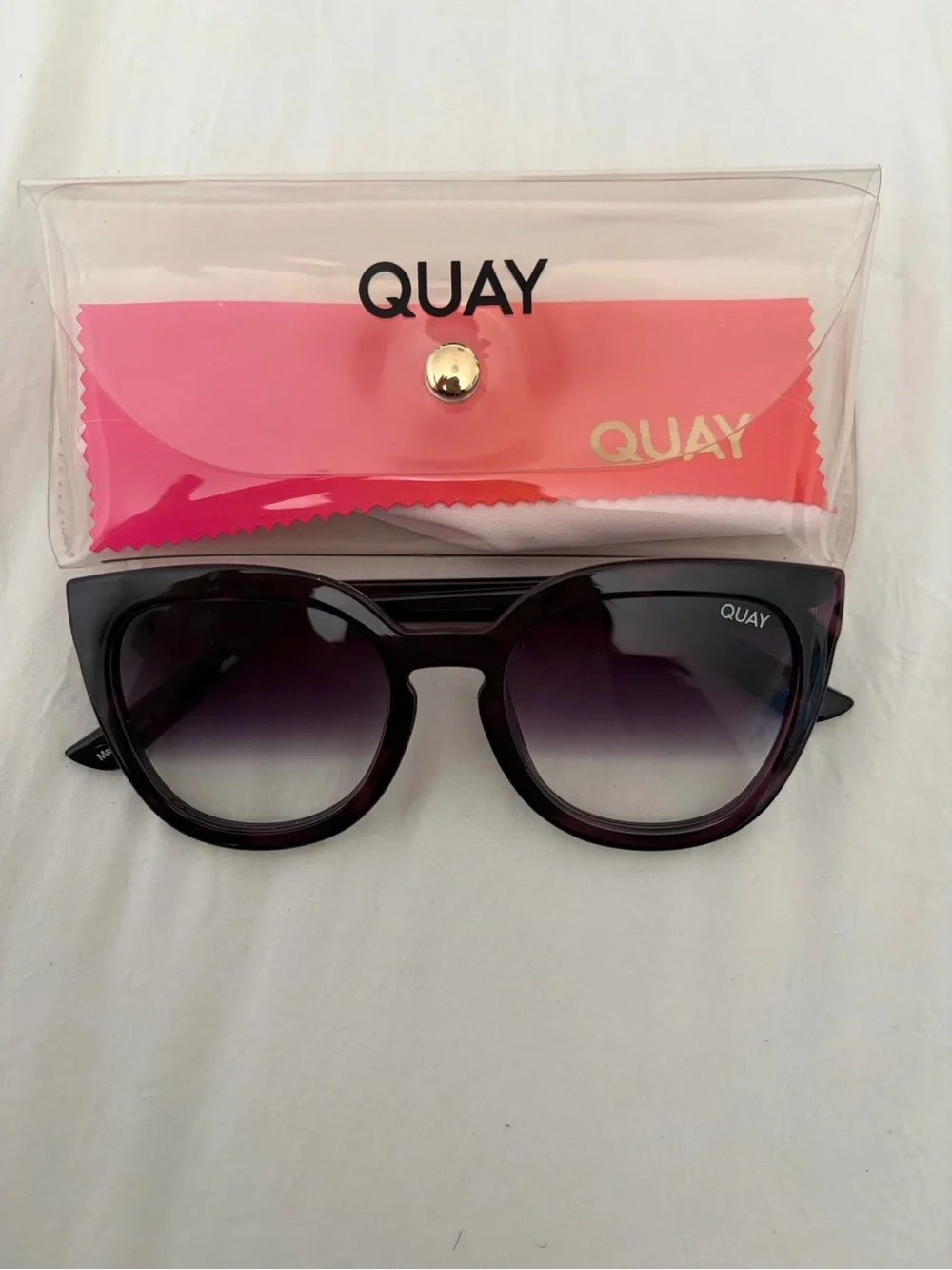Quay Australia Women's Noosa Dark Brown Gradient Cateye Sunglasses